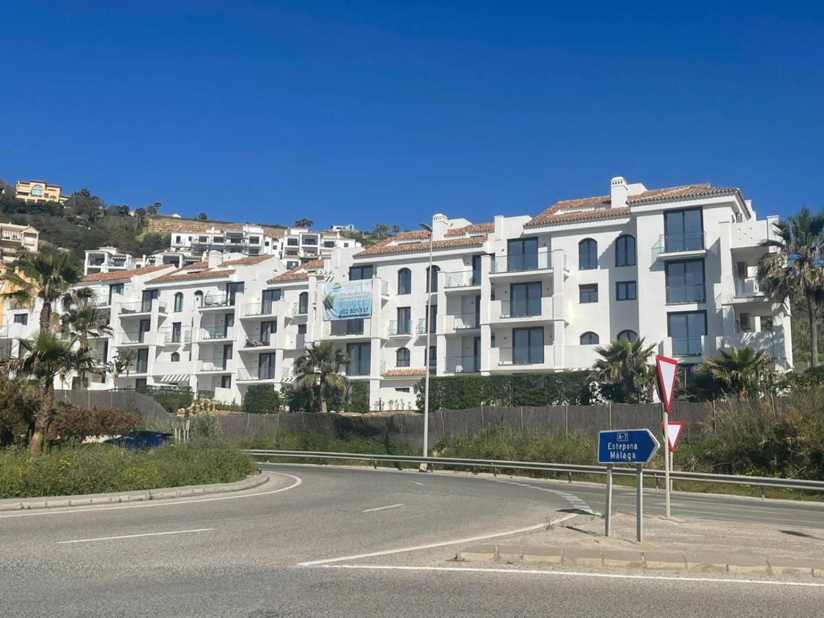 Apartamento Precioso ático, nuevo, a 50m de la playa, Manilva Exterior foto